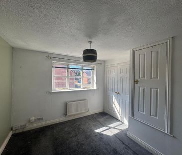 2 bedroom semi-detached house to rent - Photo 5