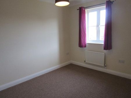 3 bedroom terraced house to rent - Photo 3