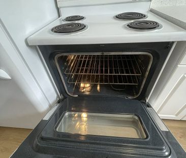 Bright 2-Bedroom – Available April 1, 2026 | $1,300/month - Photo 4