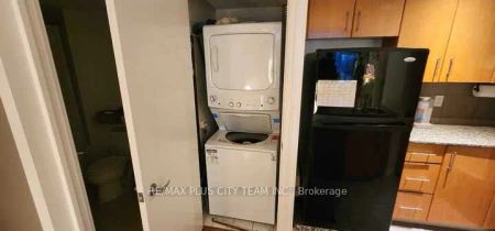 16 Yonge Street #1606 - Photo 3