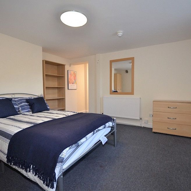 6, Clarke Dell, Botanical Gardens, Sheffield, S10 2NR - Photo 1