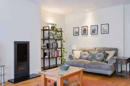 4 bedroom townhouse to rent - Photo 4