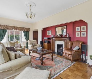 6 bedroom detached house to rent - Photo 2