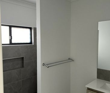 Spacious Family Home in Mareeba - Photo 6