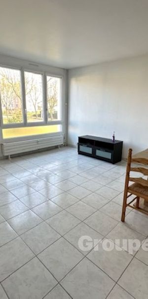 APPARTEMENT A LOUER BEAUVAIS 1 PIECE 29.9 M² - Photo 1