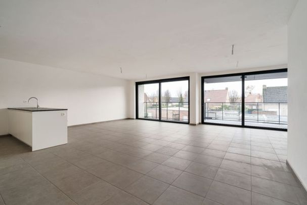 RUIM NIEUWBOUWAPPARTEMENT MET TERRAS EN GARAGE - Foto 1
