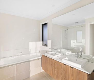 Located in the sought-after Ascot Grove Estate - Photo 5