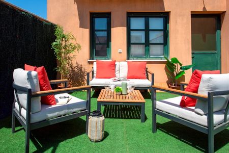 Calle Zaragoza, Sevilla, Andalusia 41001 - Photo 4