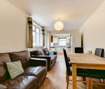 6 bedroom house to rent - Photo 1