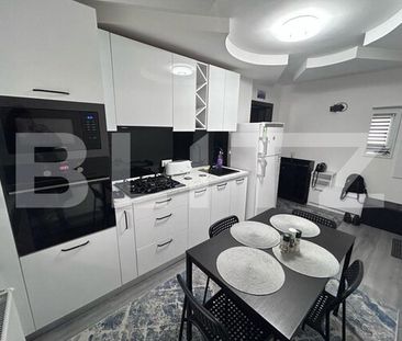Apartament cu 2 camere, semi-decomandat, zona Craiovita Noua - Fotografie 6