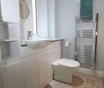 2 bedroom detached house to rent - Photo 2