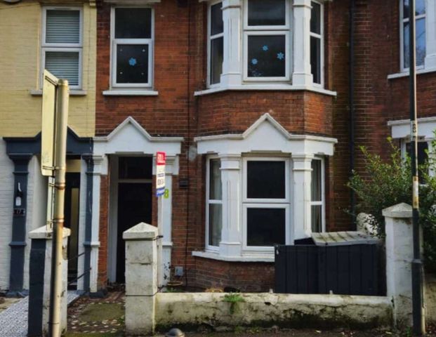Boundary Road - Photo 1