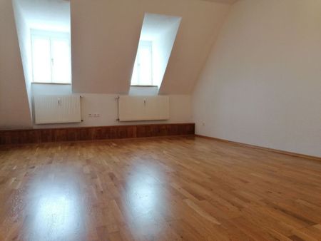 Schöne Dachgeschoßwohnung in zenraler Lage - Provisionsfrei! - Foto 3