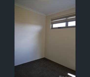 11/9 Henry Street, East Cannington, WA 6107 - Photo 2