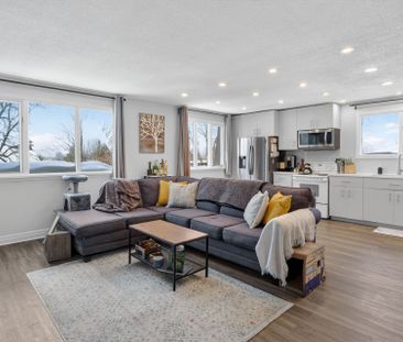 For Lease - 8 Oberon Street, Bells Corners and South to Fallowfield... - Photo 1