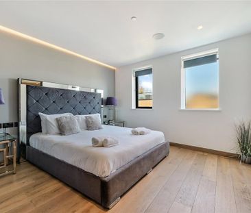 3 bedroom penthouse to rent - Photo 5