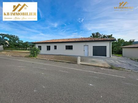 Location Maison 4 pièces 119m² CHOMERAC 07210 - Photo 4