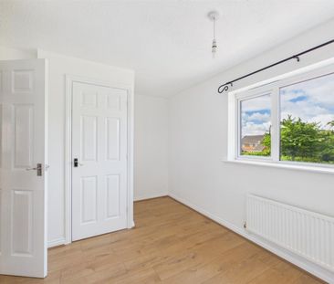 2 BED Terraced House To rent - Photo 2