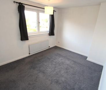 2 bedroom semi-detached house to rent - Photo 3