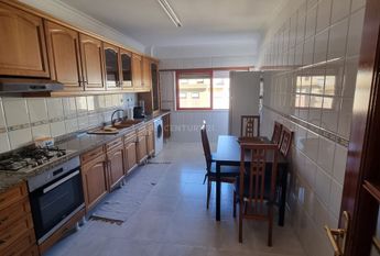 Apartamento T3 em Lisboa