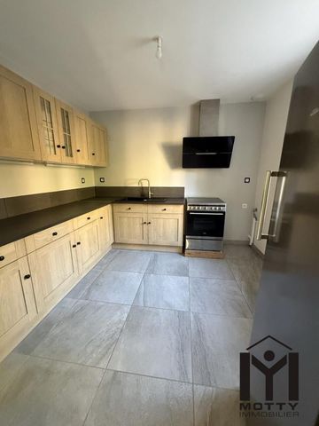 Location Appartement 4 pièces 92m² POMPEY 54340 - Photo 4