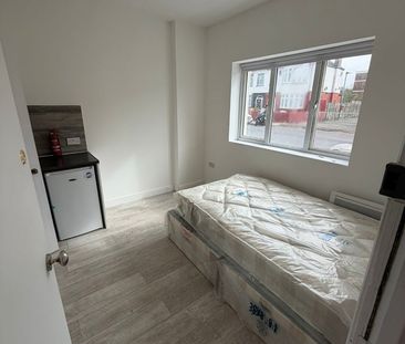 Studio Flat, Shelbourne Road, N17 - Photo 1