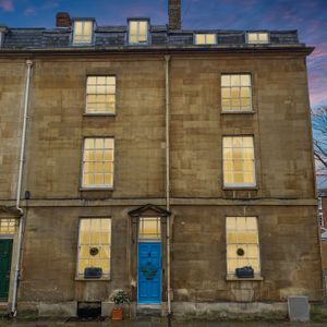 Flat D 47/48 St John Street, Oxford OX1 2LQ - Photo 2