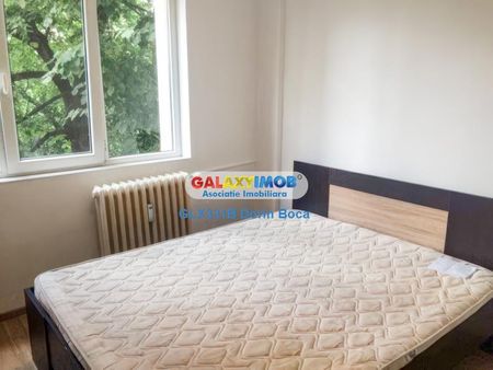 Inchiriere apartament 3 camere DRISTOR - METROU (str Laborator) - Photo 2