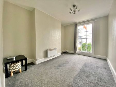 London Road, Cheltenham, GL52 - Photo 4