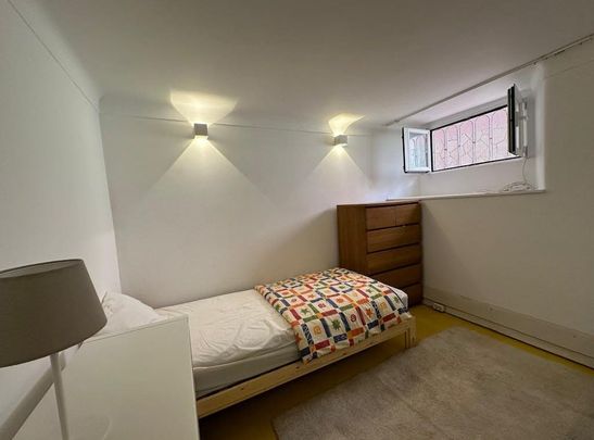 Avenida Doutor Magalhães Lima, Lisbon, Lisbon 1000-197 - Photo 1