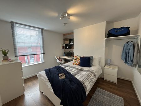 7 Bed Terraced House, Ramilies Road, L18 - Photo 3