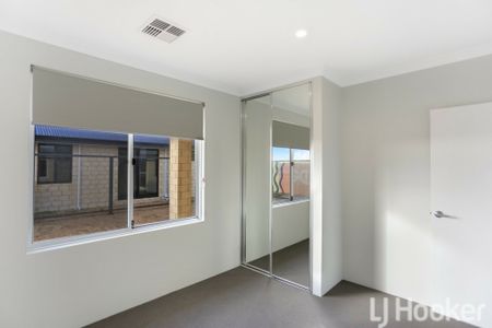 Wow Beach at End of Street! - Ocean Views Front Yard! - Photo 4