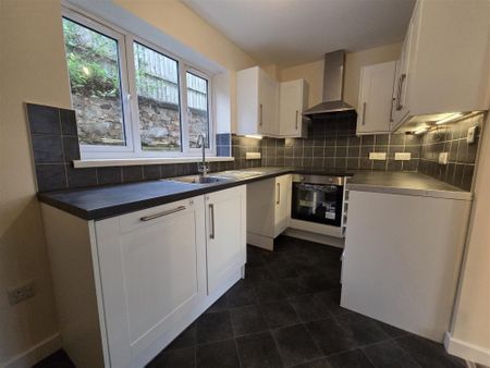 Twyford Place, Wellington - Photo 4