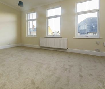 Tolworth Park Road - Photo 6