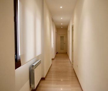 Flat - Granada (Constitucion) - Photo 1