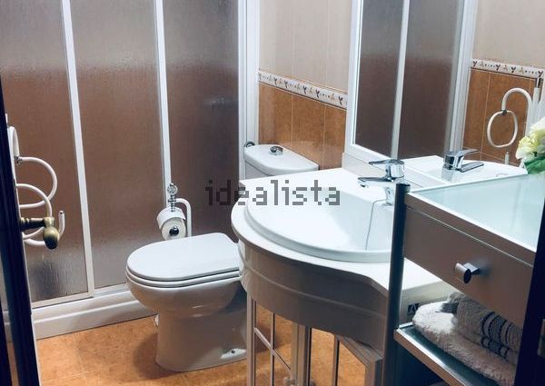 Alquiler de piso en Residencia, 6