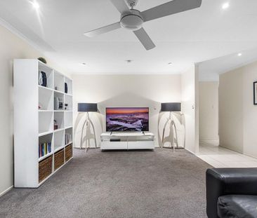 52 Port Street, Middle Park QLD 4074 - House For Rent - $750 | Domain - Photo 1