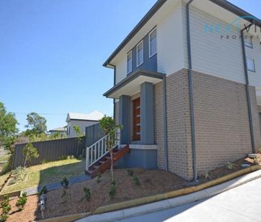 1/138 Croudace Road, Elermore Vale NSW 2287 - Townhouse For Rent | ... - Photo 1