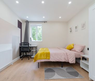 Room in a Shared House, Frognal Avenue, HA1 - Photo 5