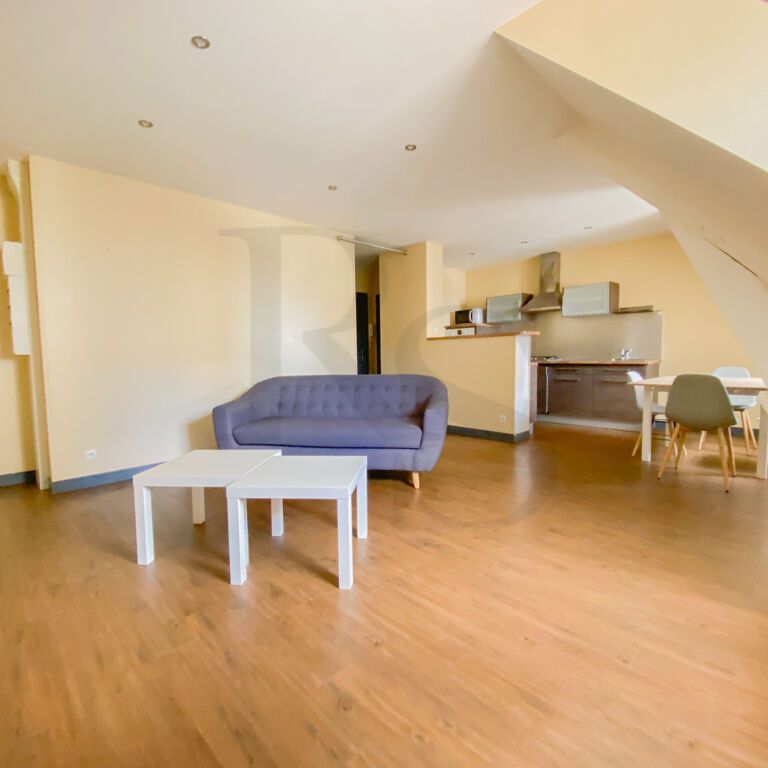 Location Appartement 3 pièces 69m² - Photo 1