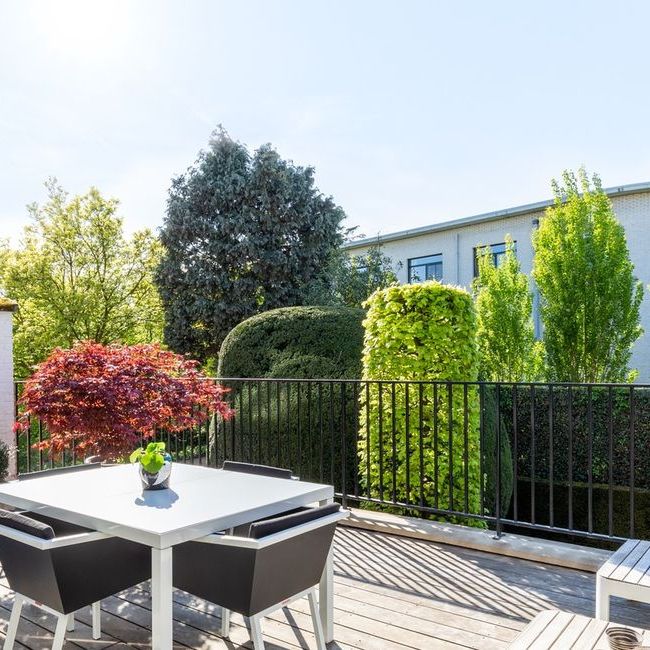 Appartement te huur in Berchem voor € 1.150 met 2 slaapkamers - Foto 1