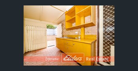 6 Graydon Grove, Leda, WA 6170 - Photo 3