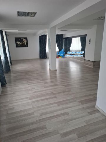 Inchiriere apartrament open space Doamna Ghica - Fotografie 2