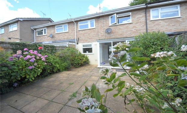 Firs Close, Hazlemere, High Wycombe,HP15 - Photo 1