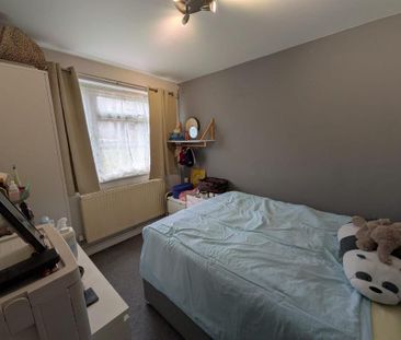 3 bedroom apartment to rent - Photo 5