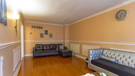 For Lease - 16 Duggan Drive, Brampton, Ontario - Photo 5
