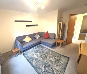 2 bedroom flat to rent - Photo 6