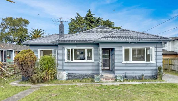 Papatoetoe, 3 bedrooms - Photo 1
