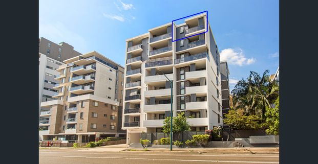 STYLISH TOP FLOOR UNIT - Photo 1