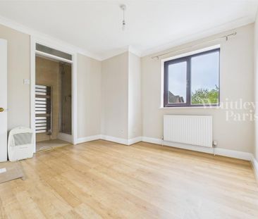 2 bedroom semi-detached house to rent - Photo 5